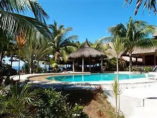 פנגלאו Nova Beach Resort